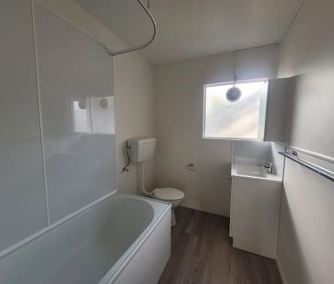 32a Wellington Street - Photo 2