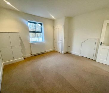 3 bedroom end of terrace house to rent - Photo 6