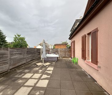 3½ PIÈCES - Proches toutes commodités - Photo 3