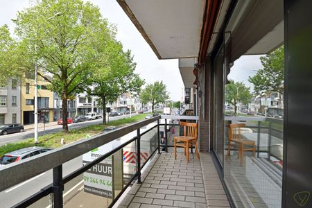 Gerenoveerd appartement te huur in het centrum van Eeklo! - Photo 3