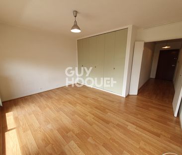 Location Appartement 1 pièce 31m² - Photo 2