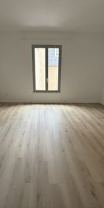 POITIERS PLEIN CENTRE BEAU TYPE 2 RENOVE DE 28 M2 - Photo 4