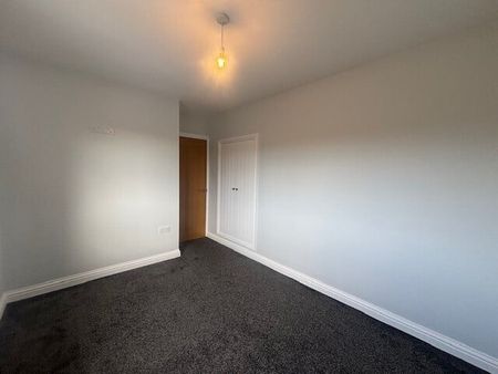 Minty Close, Broham - Photo 4