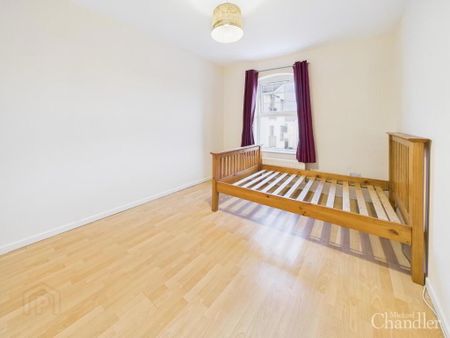292b Beersbridge Road, Belfast, BT5 5DX - Photo 3