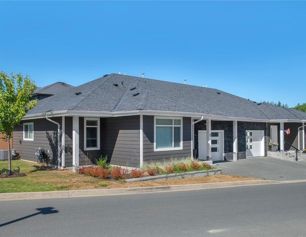 Brand new duplex – Campbell River - Photo 1