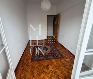 T2 renovado com vista rio em Lisboa: Ajuda — €1.200/mês - Photo 4