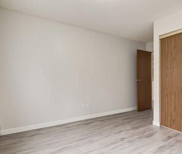 Premier Suite - 1 Bedroom - Photo 6