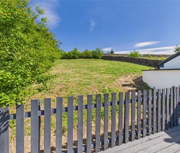 4 bedroom House To Let - Photo 3