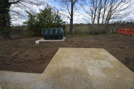 Land to rent - Photo 5