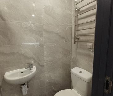 Studio Flat, Drakewood Road, SW16 - Photo 5
