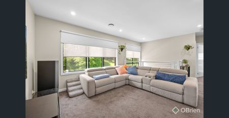Modern Comfort Meets Energy-Smart Living in Berwick - Photo 2