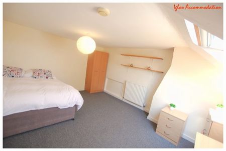 235 Cemetery Road, Sharrow - Photo 2