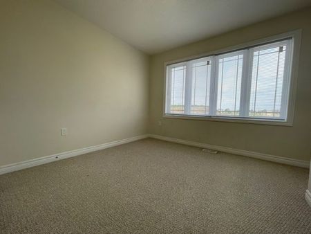 For Lease - 224 Dalgleish Trail, Hamilton, Ontario - Photo 5