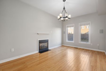 For Lease - 14 Ann Louise Crescent, Markham, Ontario - Photo 2