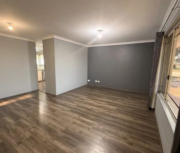 Coastal Comfort and Convenience - Your Secret Harbour Retreat Awaits - Photo 6