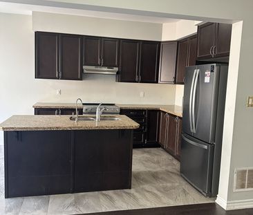 For Lease - 5 Hines Street, Brampton, Ontario - Photo 6