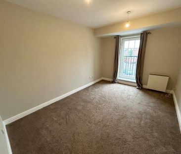 2 bedroom flat to rent - Photo 6