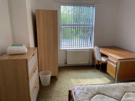 6 bedroom terraced house to rent - Photo 5