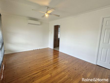 63 Canberra Street, Oxley Park, NSW 2760 - Photo 5