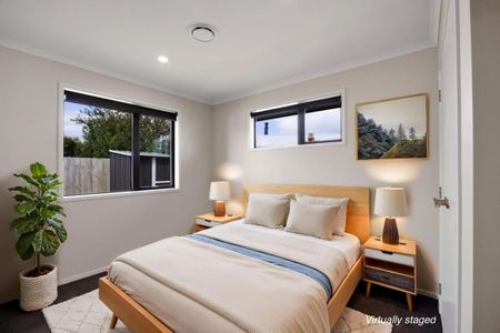 Modern and Low Maintenance - Photo 3