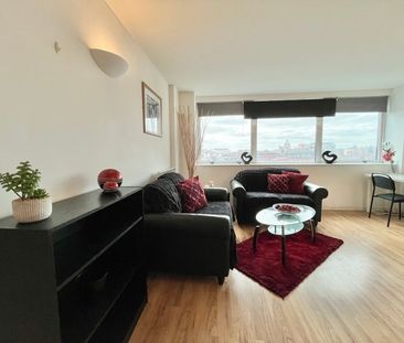 1 Bed Flat, Marco Island, NG1 - Photo 1