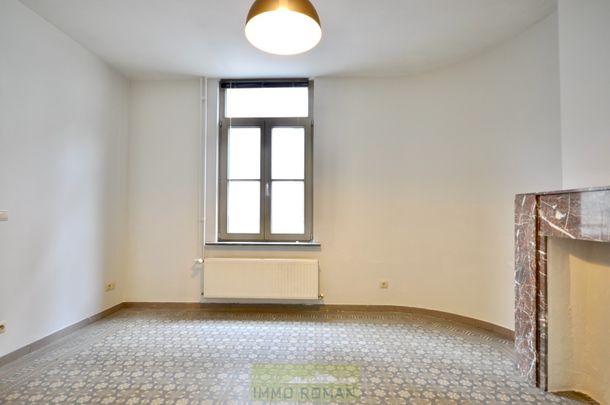 Charmante woning met terras in het centrum van Berchem, Kluisbergen - Photo 1