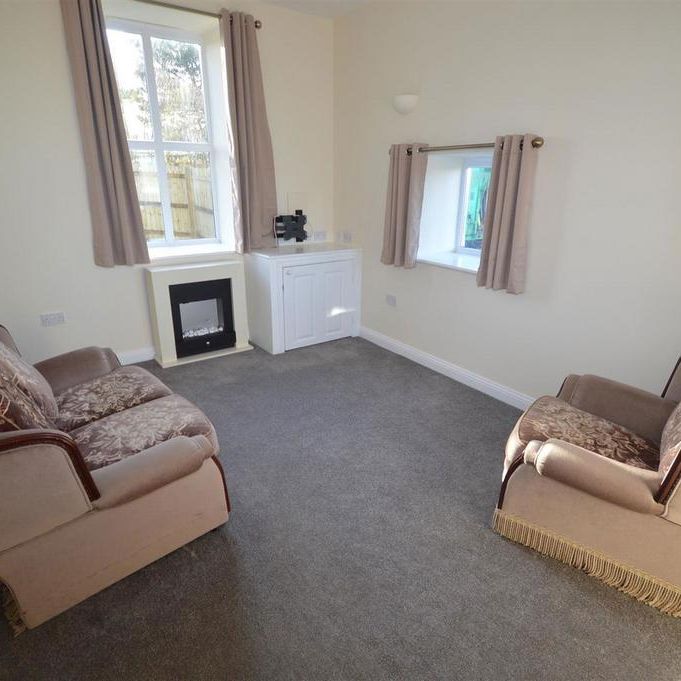 1 bedroom semi-detached house to rent - Photo 1