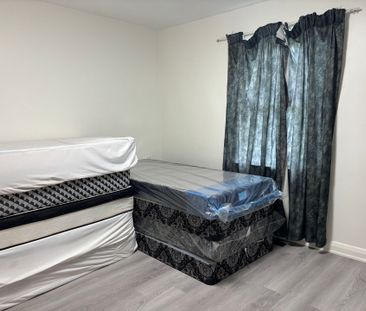 For Lease - 94 Taunton Road Unit# Upper, Oshawa, Ontario - Photo 2