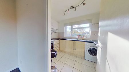 1 bedroom Flat - Woburn Close, Stevenage - Photo 3