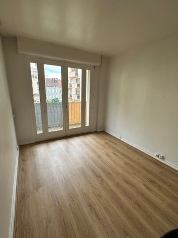 PAU - BD ALSACE LORRAINE-APPARTEMENT - T3 - 71m2 - PLACE DE PARKING - - Photo 2