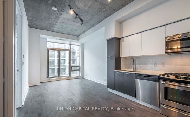 Lofts 399 , #816 - Photo 1
