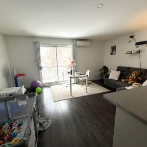 3 1/2 non meublé St-Henri 5mn marche métro - Photo 2