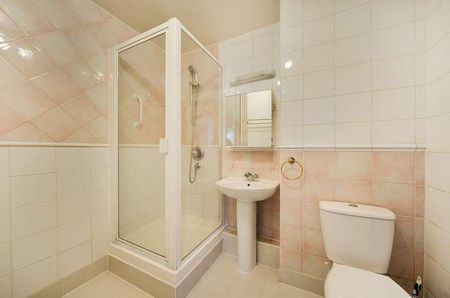 Norfolk House, London Road, Stanmore, HA7 - Photo 3