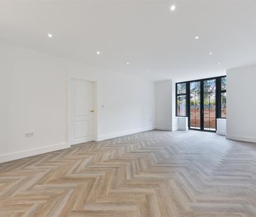 To Let 2 Bed Apartment - Photo 1