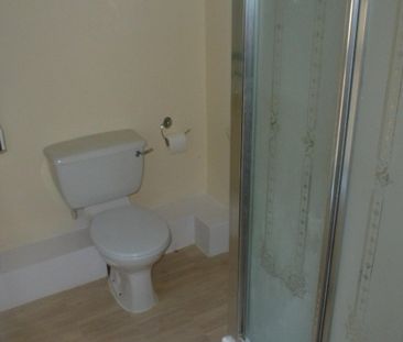 Cross Street - Photo 3