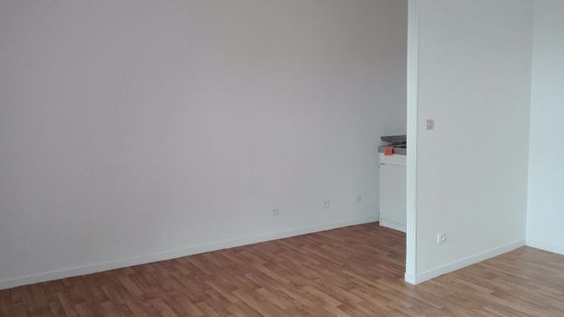 Location appartement 1 pièce, 23.40m², Évreux - Photo 1