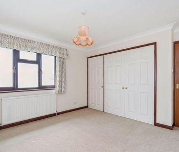 5 bedroom detached house to rent - Photo 6