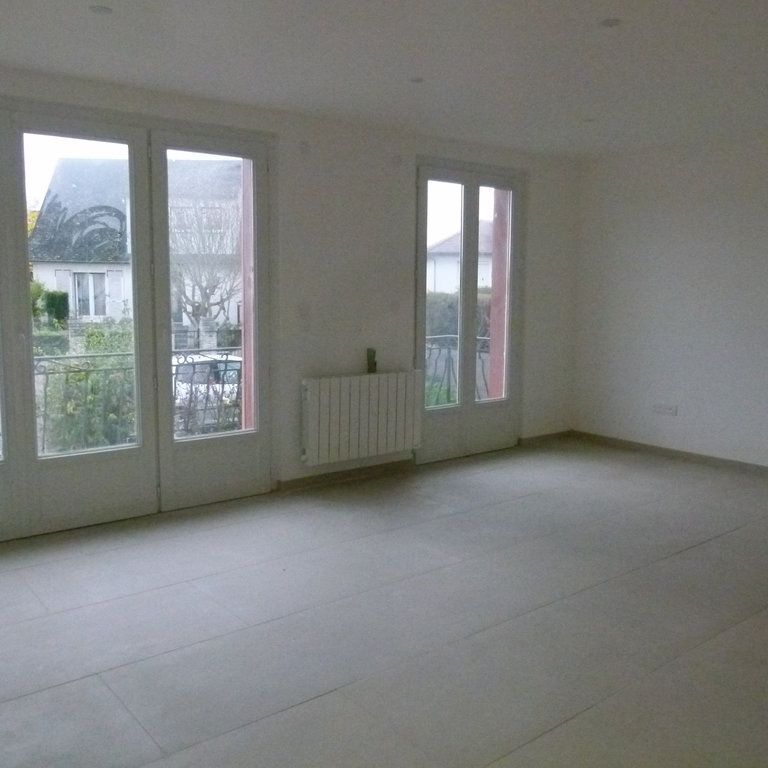 entrée, cuisine, séjour, salle d'eau 4 chambres, salle d'eau, 2 WC. chauf électrique Sous-sol jardin - Photo 1