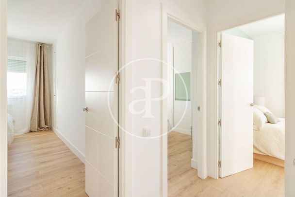 4 bedroom luxury Apartment for rent in Ciudad Lineal, Spain - Photo 1