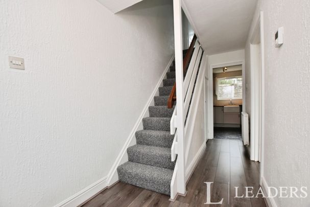3 bedroom terraced to rent Boradoaks, Epping, CM16 - Photo 1