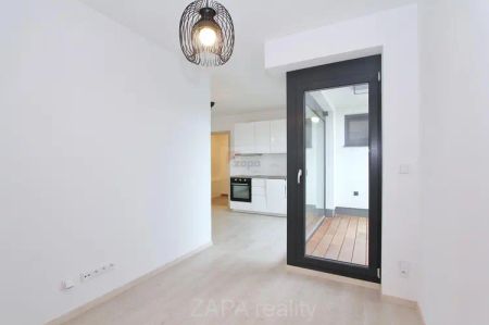 Pronájem bytu 2+kk/L/G 43 m - Fotografie 2