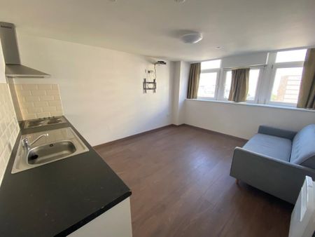 1 Bed Flat, Daniel House, L20 - Photo 2