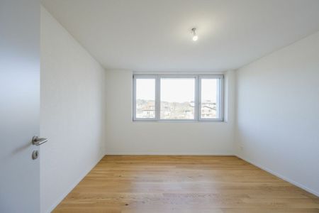 Very nice 4.5-room apartment completely new with balcony-loggia - Photo 4