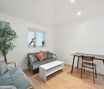 5 bedroom apartment to rent - Photo 2