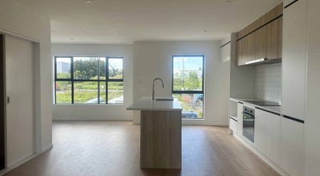 Brand New 4 Bedroom Townhouse in Hobsonville - Photo 2