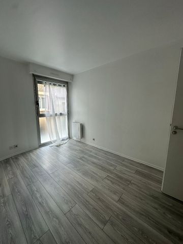 Location Appartement 2 pièces 43m² - Photo 2