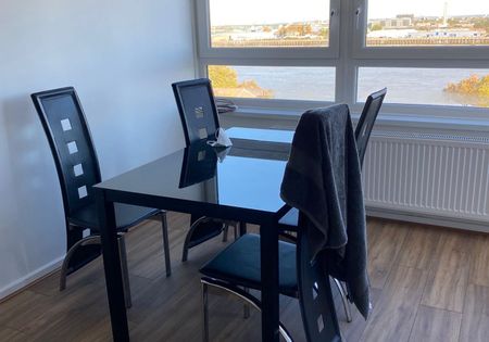 Room in a Shared Flat, Sovereign House, SE18 - Photo 2