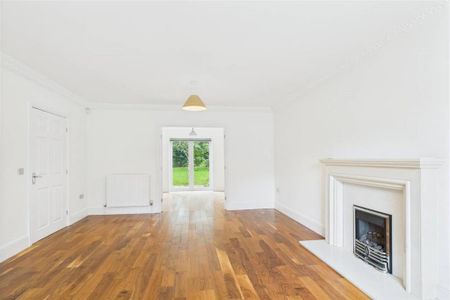 4 bedroom detached house to rent - Photo 4