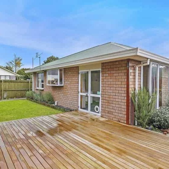 SOMERFIELD - Photo 1