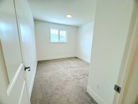 For Lease - 56 Markland Avenue, Prince Edward County, Ontario - Photo 5